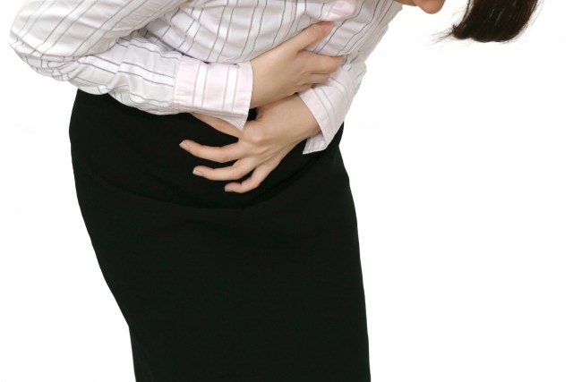 肋間神経痛の女性